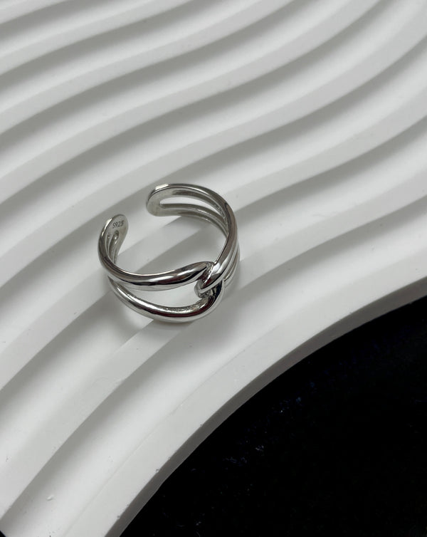 Knot Silver Ring